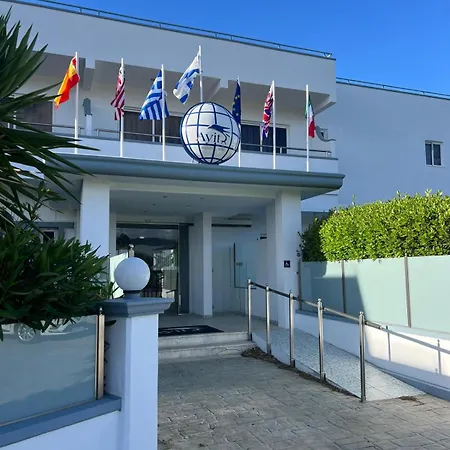 Ξενοδοχείο Ayit 4*